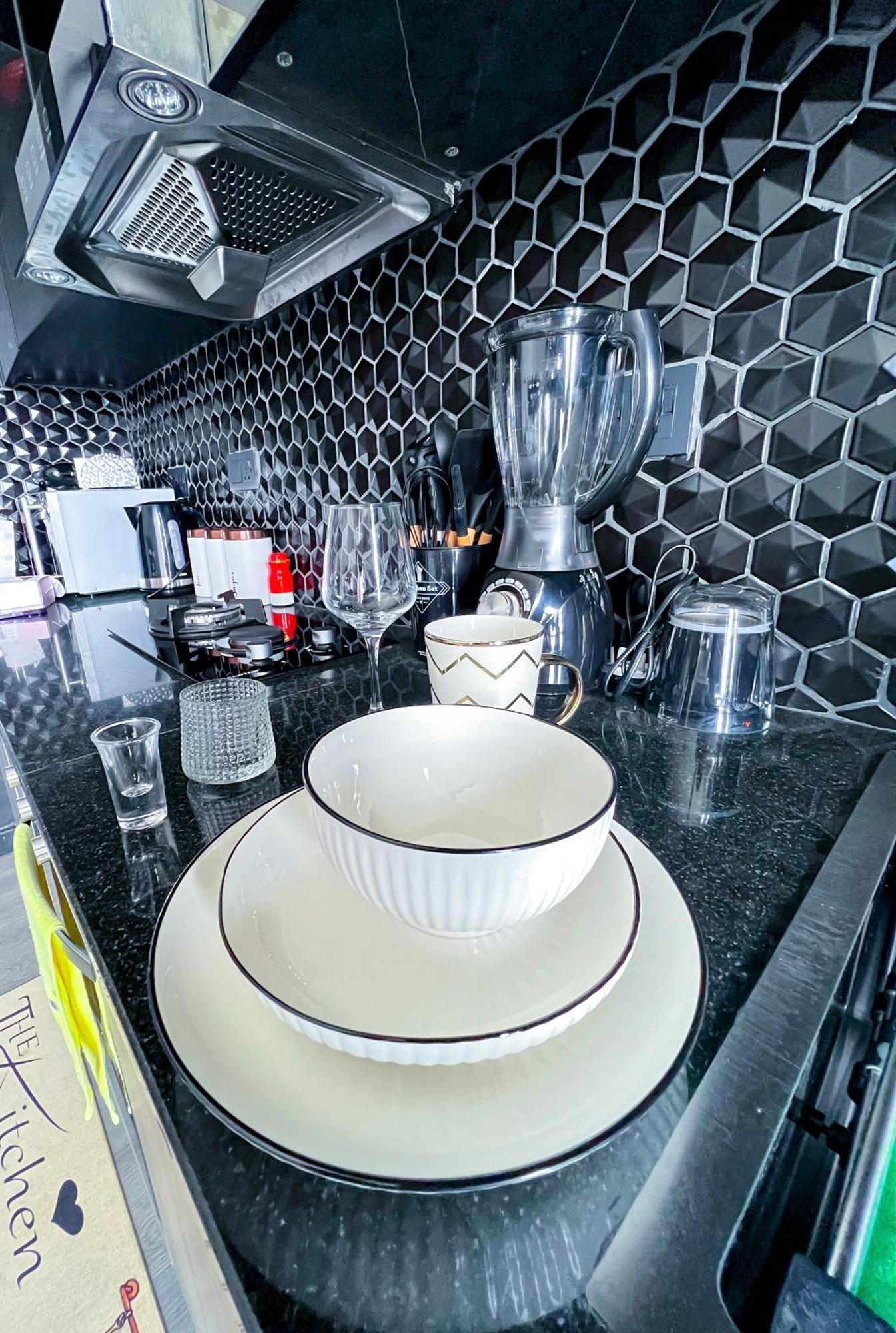 Escada Next Level Luxurious Home Nairobi Exterior photo
